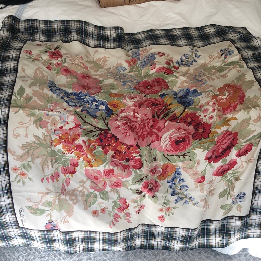 Beautiful silk Ralph Lauren Scarf flower motif